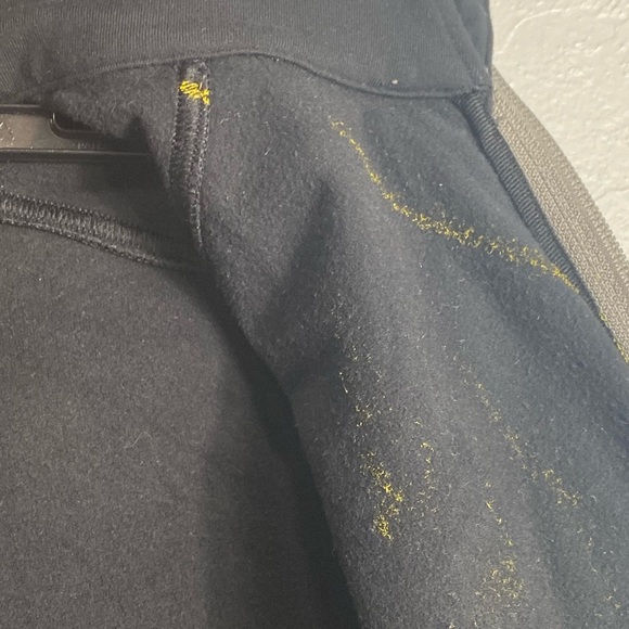 Lululemon men’s jacket sz M - Picture 10 of 12